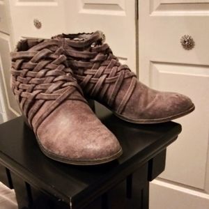 Sexy Fergalicous booties!